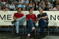 Leiden statt spielen: Lars Krogh Jeppesen, Viktor Szilagyi und Betreuer Rainer Claen.