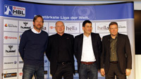 v.l.n.r.: Martin Schwalb (HSV Hamburg), Uwe Klling (TuS N-Lbbecke), Holger Kaiser (SG Flensburg-Handewitt), Klaus Elwardt (THW Kiel)