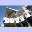 Foto session 2003: The new players: Ahlm, Pungartnik, Wagner, Zeitz and Boquist.