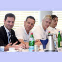 Season press conference 2009: THW head of board Klaus-Hinrich Vater, THW coach Alfred Gislason, Aron Palmarsson and Marcus Ahlm.