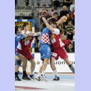 WC 2007: CRO - CZE: Filip Jicha in defense.