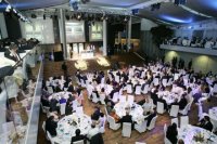 300 geladene Gste nahmen in Wien im Uniqa-Headquarter an der EHF-Gala teil.