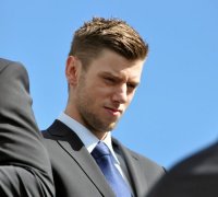 Niclas Ekberg. Niclas Ekberg.