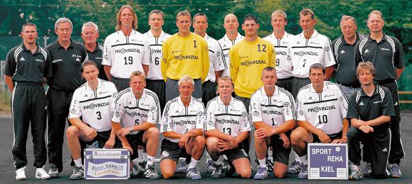 Ein zweites Bild der Mannschaft 2001/2002