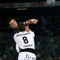 Frode Hagen stoppt Einar Holmgeirsson
