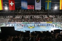 Mit einer Riesen-Fanaktion zeigten die Kieler Anhnger, wo der Handball zu Hause ist. 