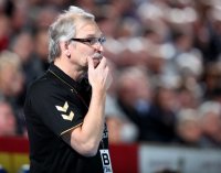 Ratlos: Mindens neuer Trainer Ulf Schefvert.