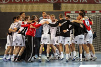 Jubel nach dem Schlusspfiff: der THW Kiel steht im Viertelfinale des DHB-Pokals.