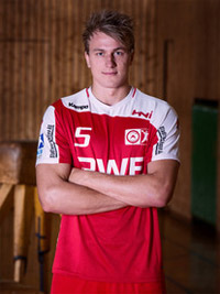 Der 19-jährige Rückraumspieler Julius Kühn ist mit bislang 33 Treffern erfolgreichster Saisontorschütze beim TuSEM.