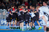 Der SC Magdeburg feierte das Unentschieden in der  Sparkassen-Arena wie einen Sieg.