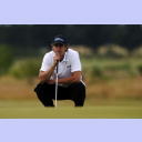 Golfen 2005: Marcus Ahlm visiert den nchsten Putt an.