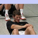 Trainingslager 2005: Der Name ist Programm: Christoph Schindler schindet sich beim Bauchmuskeltraining.