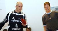 Johan Pettersson mit Tischtennis-Superstar Jan-Ove Waldner.