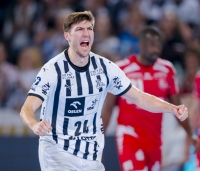 Lukas Zerbe. Lukas Zerbe.