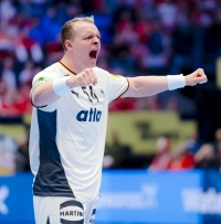 Justus Fischer in action. Justus Fischer in action.