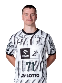Elias Ellefsen á Skipagøtu. Elias Ellefsen á Skipagøtu.